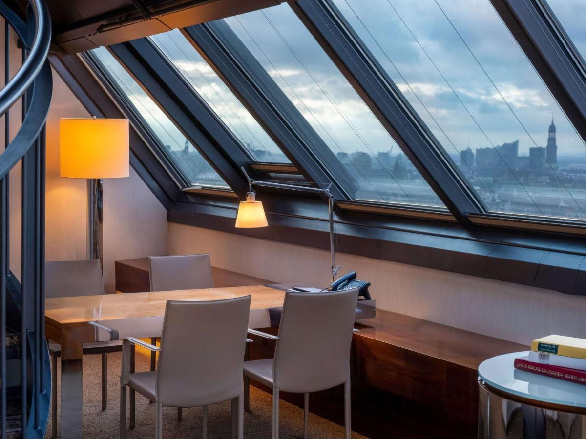 Moevenpick Hotel Hamburg City Экстерьер фото
