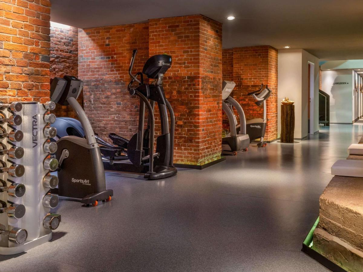 Moevenpick Hotel Hamburg City Экстерьер фото