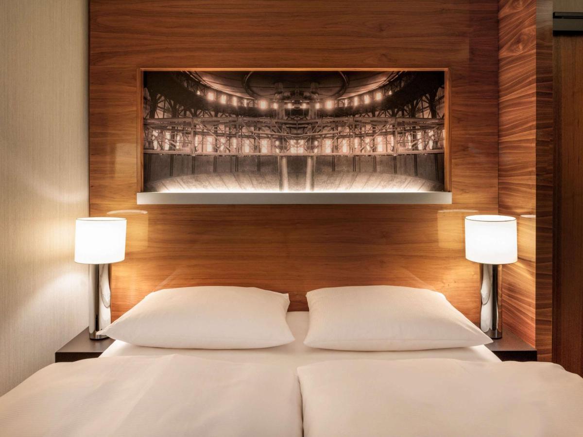 Moevenpick Hotel Hamburg City Экстерьер фото
