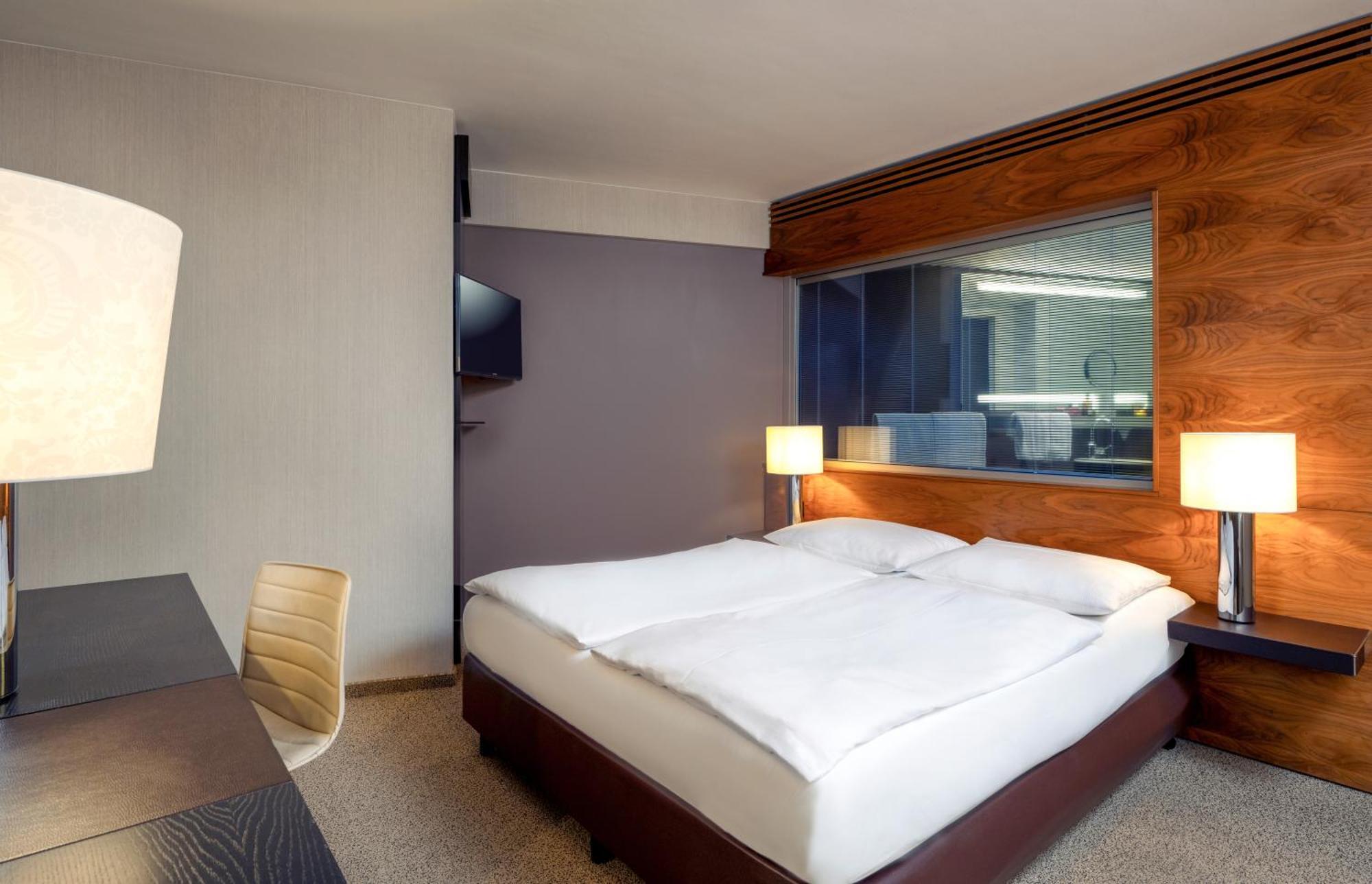 Moevenpick Hotel Hamburg City Экстерьер фото
